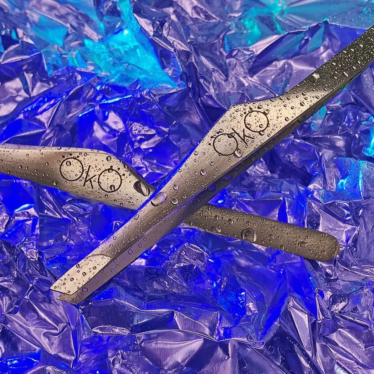 Pęseta do brwi ręcznie ostrzona OkO Tweezer