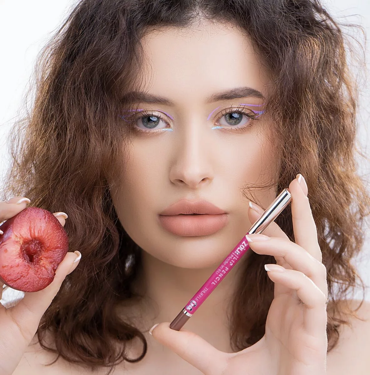 ZOLA kredka do konturowania, modelowania i wypełniania ust 04 TRUFFLE