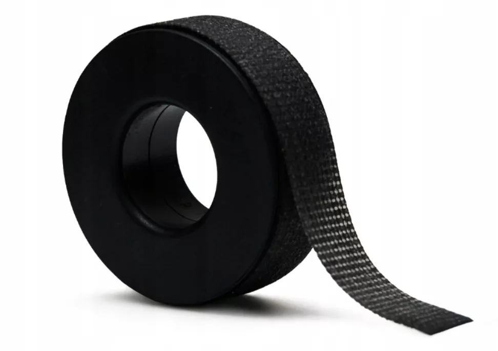 Taśma ProjectLashes do przedłużania rzęs metodą UV czarna perforowana